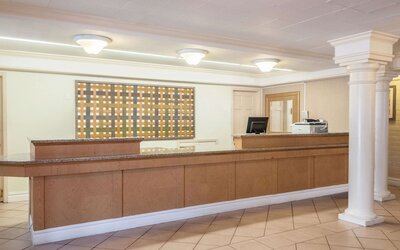 La Quinta Inn by Wyndham New Orleans West Bank / Gretna