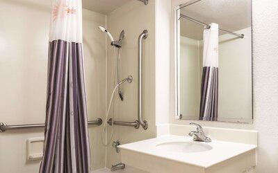 La Quinta Inn by Wyndham New Orleans West Bank / Gretna
