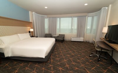 Holiday Inn New Orleans West Bank Tower by IHG
