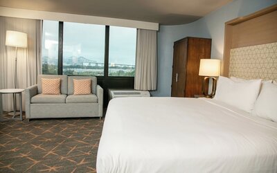 Holiday Inn New Orleans West Bank Tower by IHG