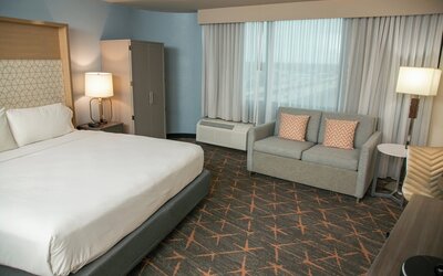 Holiday Inn New Orleans West Bank Tower by IHG