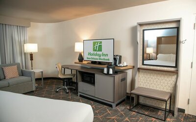 Holiday Inn New Orleans West Bank Tower by IHG
