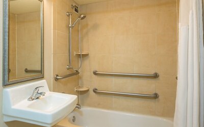 Holiday Inn New Orleans West Bank Tower by IHG