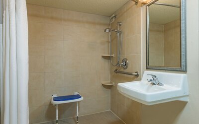 Holiday Inn New Orleans West Bank Tower by IHG