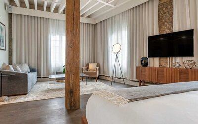 ONE11 Hotel