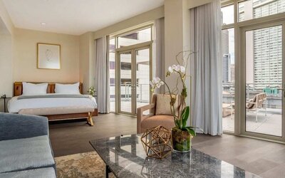 ONE11 Hotel