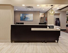 DoubleTree by Hilton Hotel New Orleans Airport