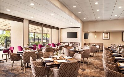 DoubleTree by Hilton Hotel New Orleans Airport
