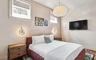 The Mary Beth Hotel & Gallery