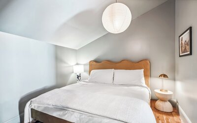 The Mary Beth Hotel & Gallery