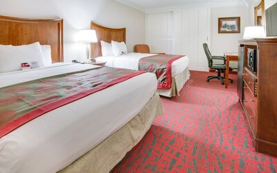 Ramada by Wyndham Metairie New Orleans Airport