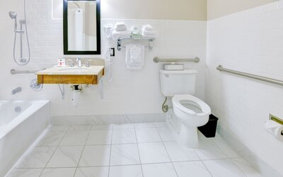 Ramada by Wyndham Metairie New Orleans Airport