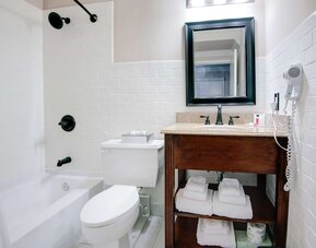 Ramada by Wyndham Metairie New Orleans Airport