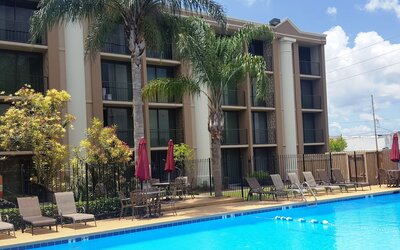 Ramada by Wyndham Metairie New Orleans Airport