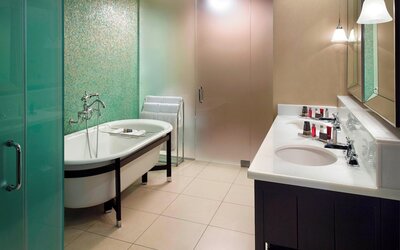 New Orleans Marriott Metairie at Lakeway