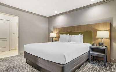 Country Inn & Suites by Radisson, Metairie (New Orleans), LA