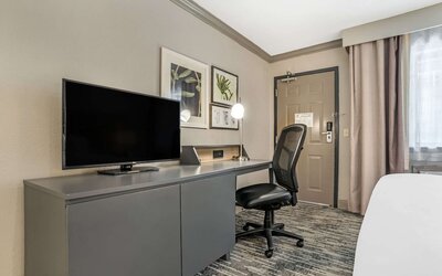 Country Inn & Suites by Radisson, Metairie (New Orleans), LA