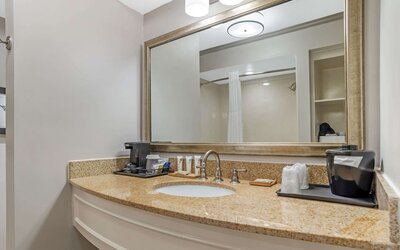 Country Inn & Suites by Radisson, Metairie (New Orleans), LA