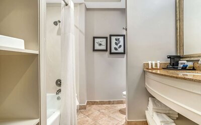 Country Inn & Suites by Radisson, Metairie (New Orleans), LA