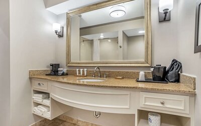 Country Inn & Suites by Radisson, Metairie (New Orleans), LA