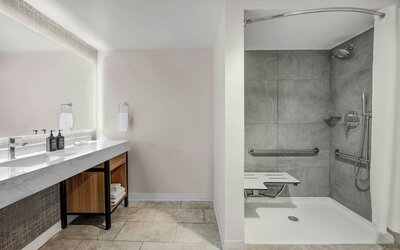 Sheraton Metairie - New Orleans Hotel