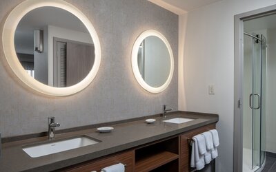 Courtyard by Marriott New Orleans Metairie