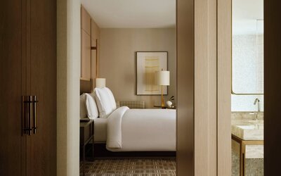 Four Seasons Hotel New York Downtown