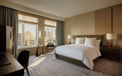 Four Seasons Hotel New York Downtown
