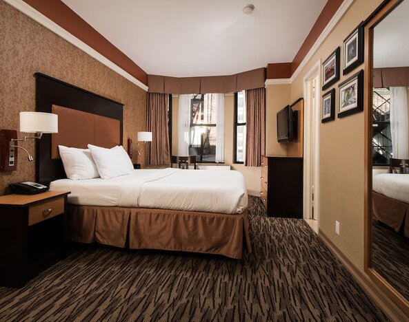 The Hotel @ Fifth Avenue