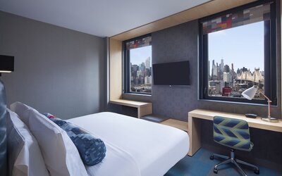 Aloft by Marriott Long Island City-Manhattan View