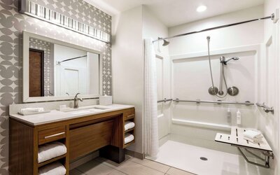 Home2 Suites by Hilton NY Long Island City/Manhattan View