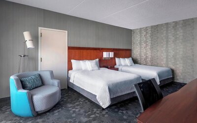 Courtyard by Marriott Newark Liberty International Airport