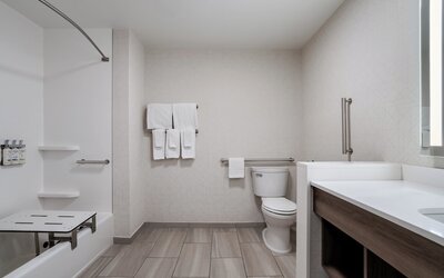 Holiday Inn Express & Suites Linden – Newark South by IHG