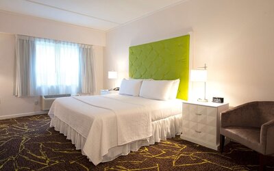 The Roslyn, Tapestry Collection by Hilton