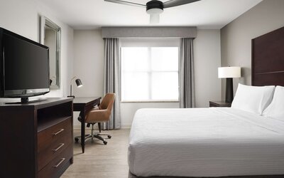 Homewood Suites by Hilton Carle Place - Garden City, NY