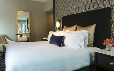 The Allegro Royal Sonesta Hotel Chicago Loop