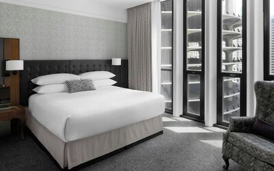 Hotel Chicago Downtown, Autograph Collection by Marriott
