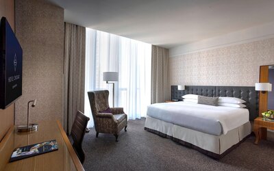 Hotel Chicago Downtown, Autograph Collection by Marriott