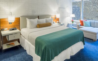 Kinzie Hotel