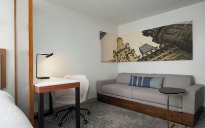 Springhill Suites by Marriott Chicago Downtown/ River North