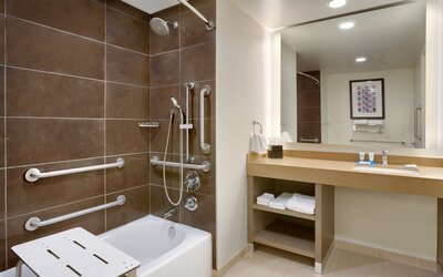 Hyatt House LA - University Medical Center