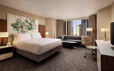 Fairmont Chicago at Millennium Park