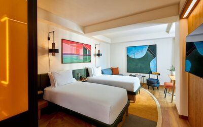 HOLLYWOOD VOLUME, a Tribute Portfolio Hotel