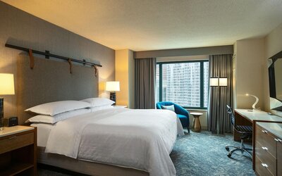 Sheraton Grand Chicago Riverwalk