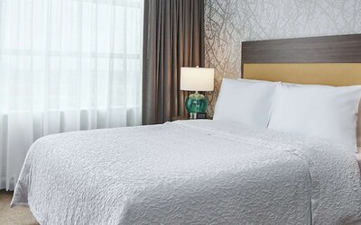 Home2 Suites by Hilton Chicago McCormick Place