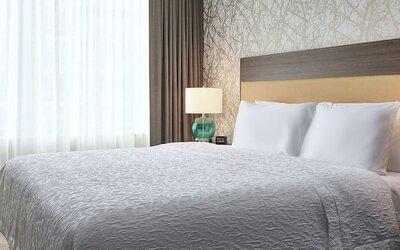 Home2 Suites by Hilton Chicago McCormick Place