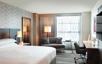 Renaissance Los Angeles Airport Hotel
