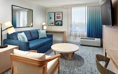Hotel MDR Marina del Rey - a DoubleTree by Hilton