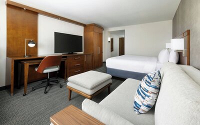 Courtyard by Marriott Los Angeles Woodland Hills