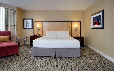 Hilton Rosemont Chicago O'Hare